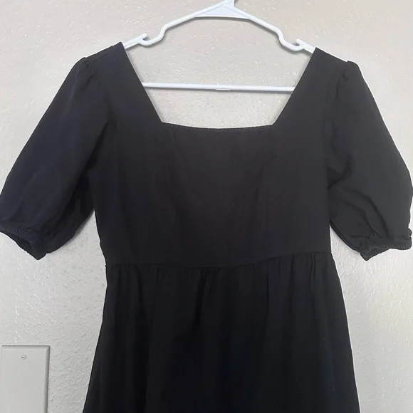 Jessica Simpson Black Midi Dress With Puff Sleeves Size Small - Picture 4 of 8